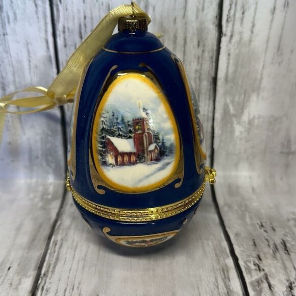 Mr. Christmas Blue Porcelain Egg Music Box Ornament Trinket WORKS - Picture 2 of 7